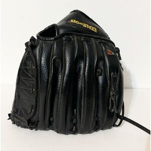 WILSON 10.5" A200 Baseball Glove, Left Hand, Dual Hinge, Black